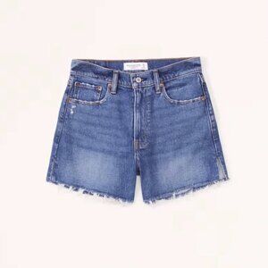 Abercrombie Curve Love High Rise 4 Inch Mom Shorts Medium Wash Size 32